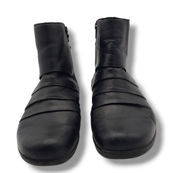 Clarks Collection Christine Tilt Boots Womens 9.5 Wide Black Leather Ankle Zip - Picture 3 of 9